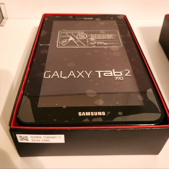 Samsung Galaxy Tab 2 7.0 4G LTE WiFi Tablet EUC - Picture 4 of 6